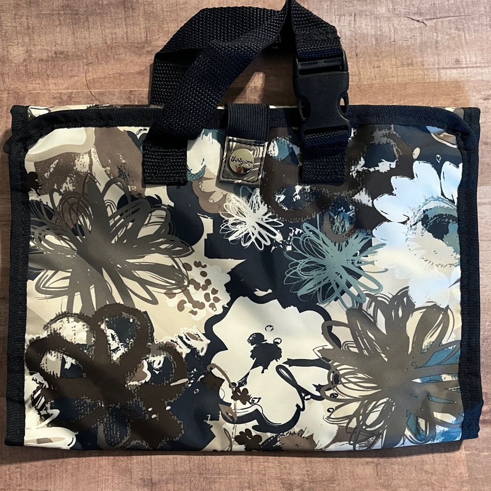 Thirty-One Fold & Hang Travel Organizer
